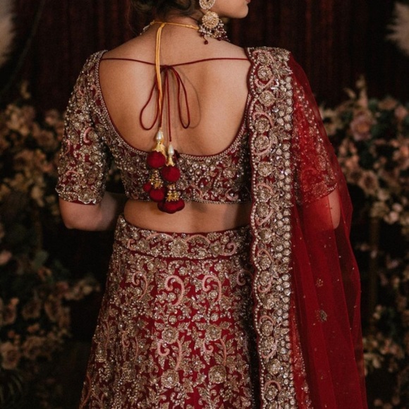 Zardozi Bridal Lehenga - Picture 3 of 4